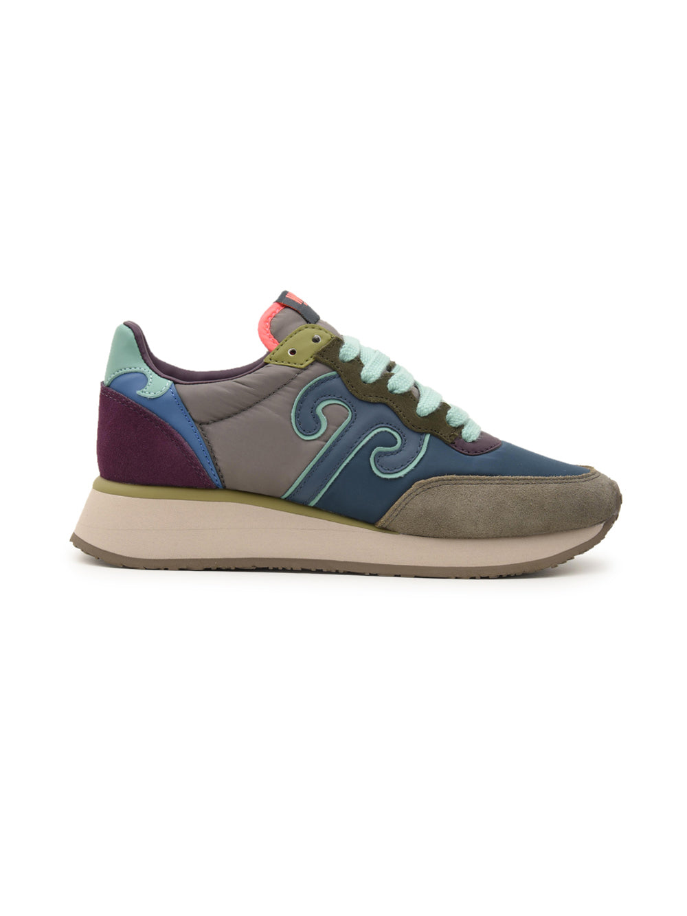 Sneakers Basse Donna con chiusura a lacci