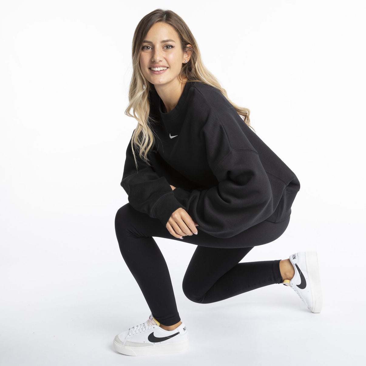 Sneakers Basse NIKE Donna W BLAZER LOW PLATFORM Bianco