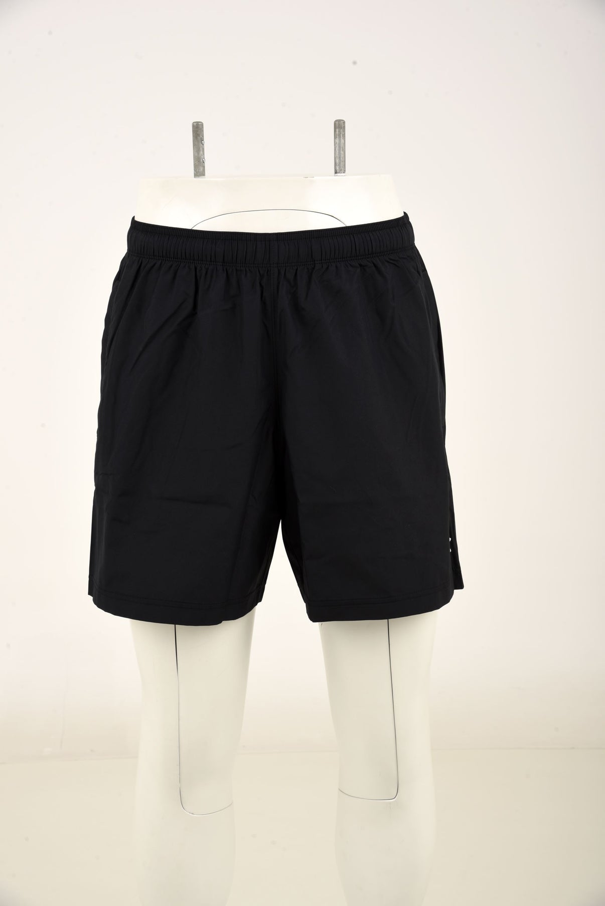 Shorts sportswear tech woven 7in UNDER ARMOUR Uomo - Nero