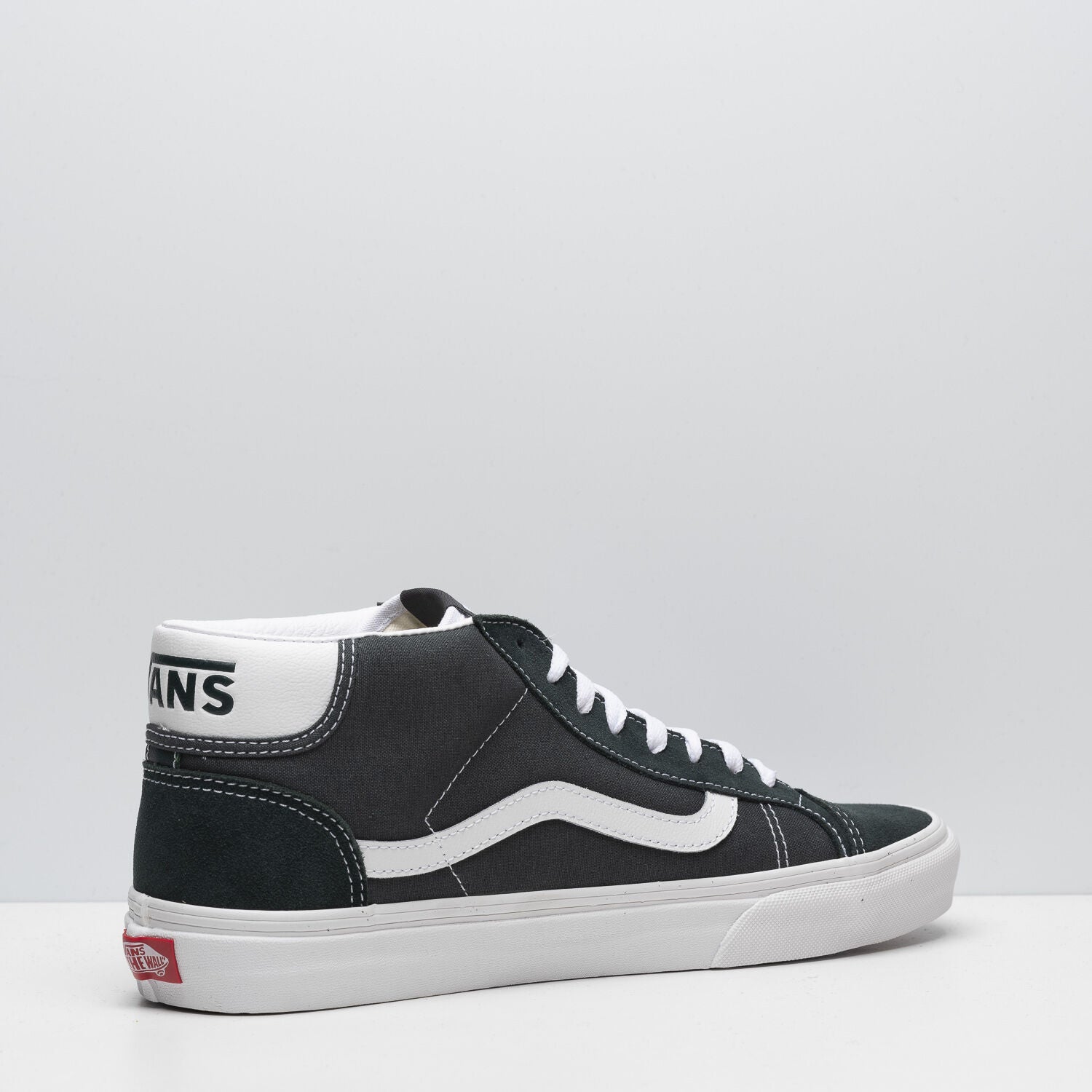 Vans basse alte Clearance